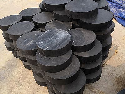 金川县板式橡胶支座由若干层橡胶片与薄钢板经加压硫化